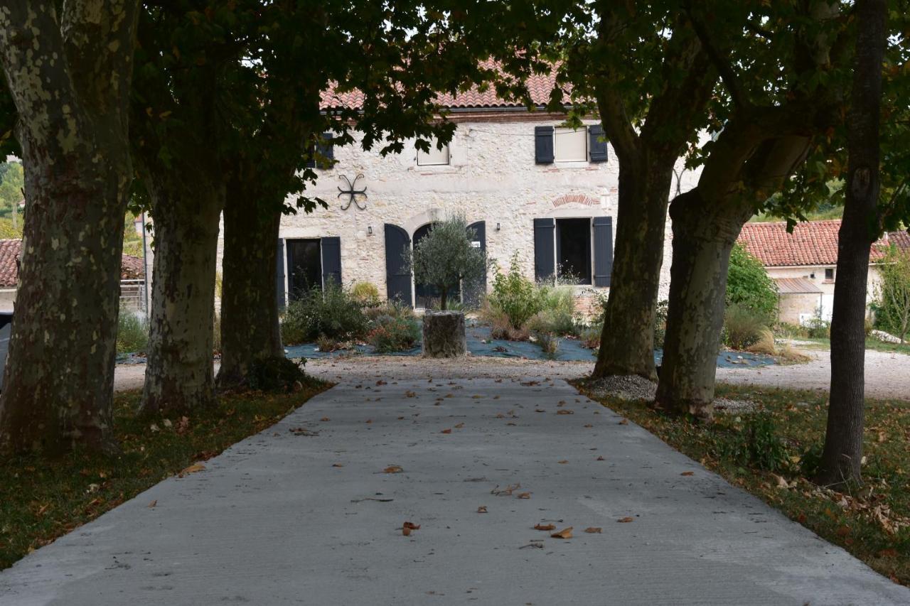 Domaine De Calbiac Bed & Breakfast Dolmayrac Bagian luar foto