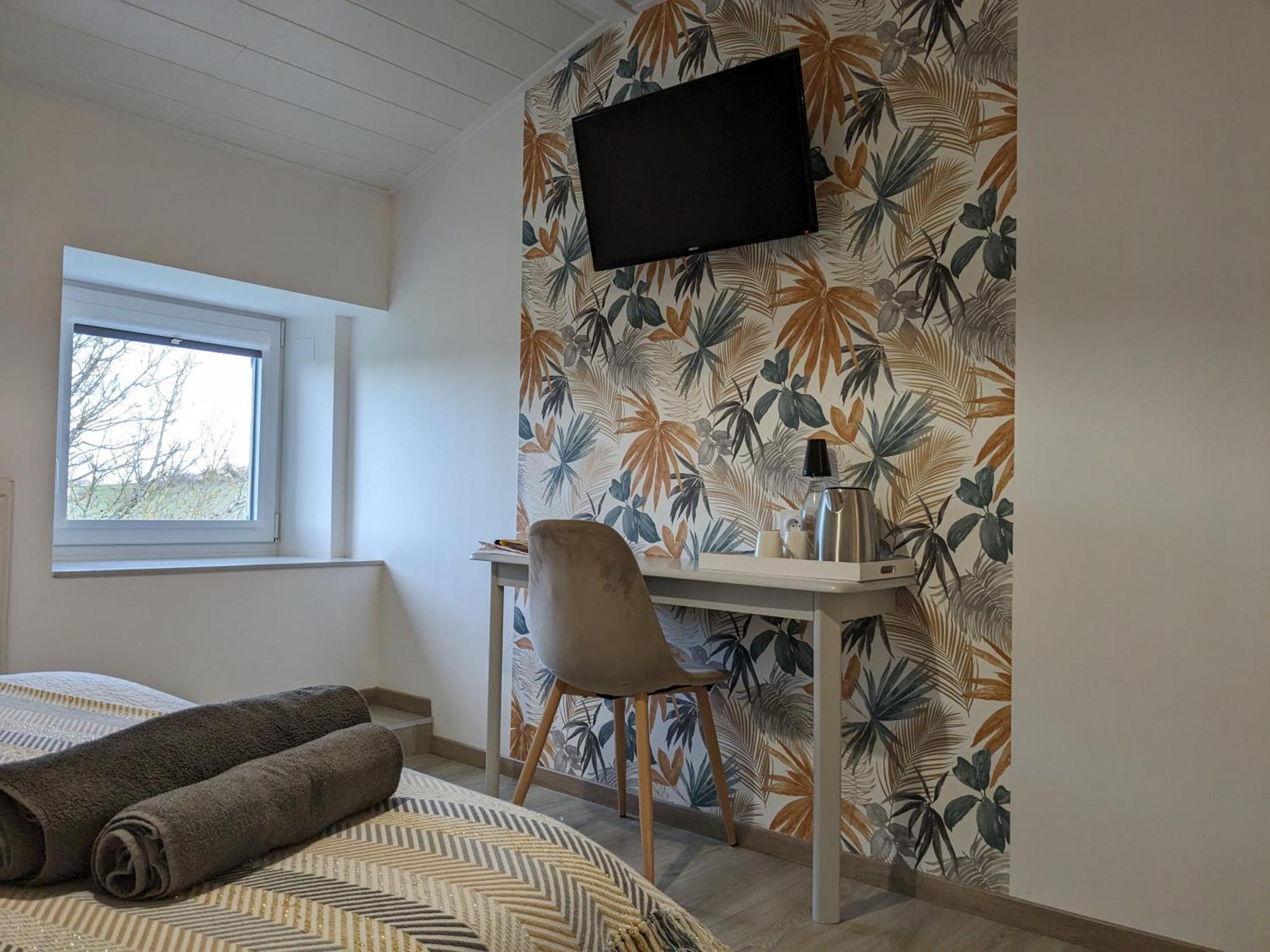 Domaine De Calbiac Bed & Breakfast Dolmayrac Bagian luar foto