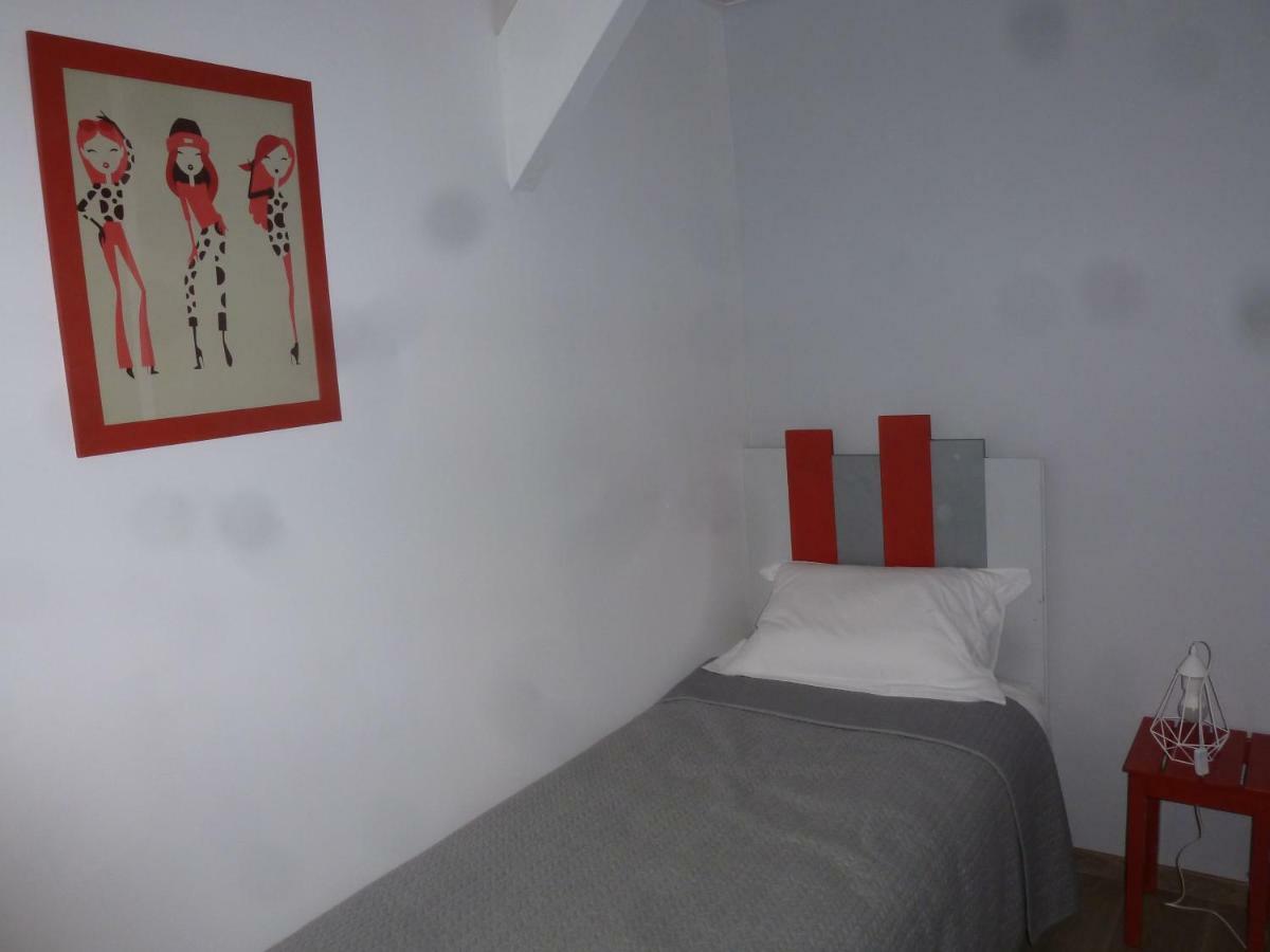 Domaine De Calbiac Bed & Breakfast Dolmayrac Bagian luar foto